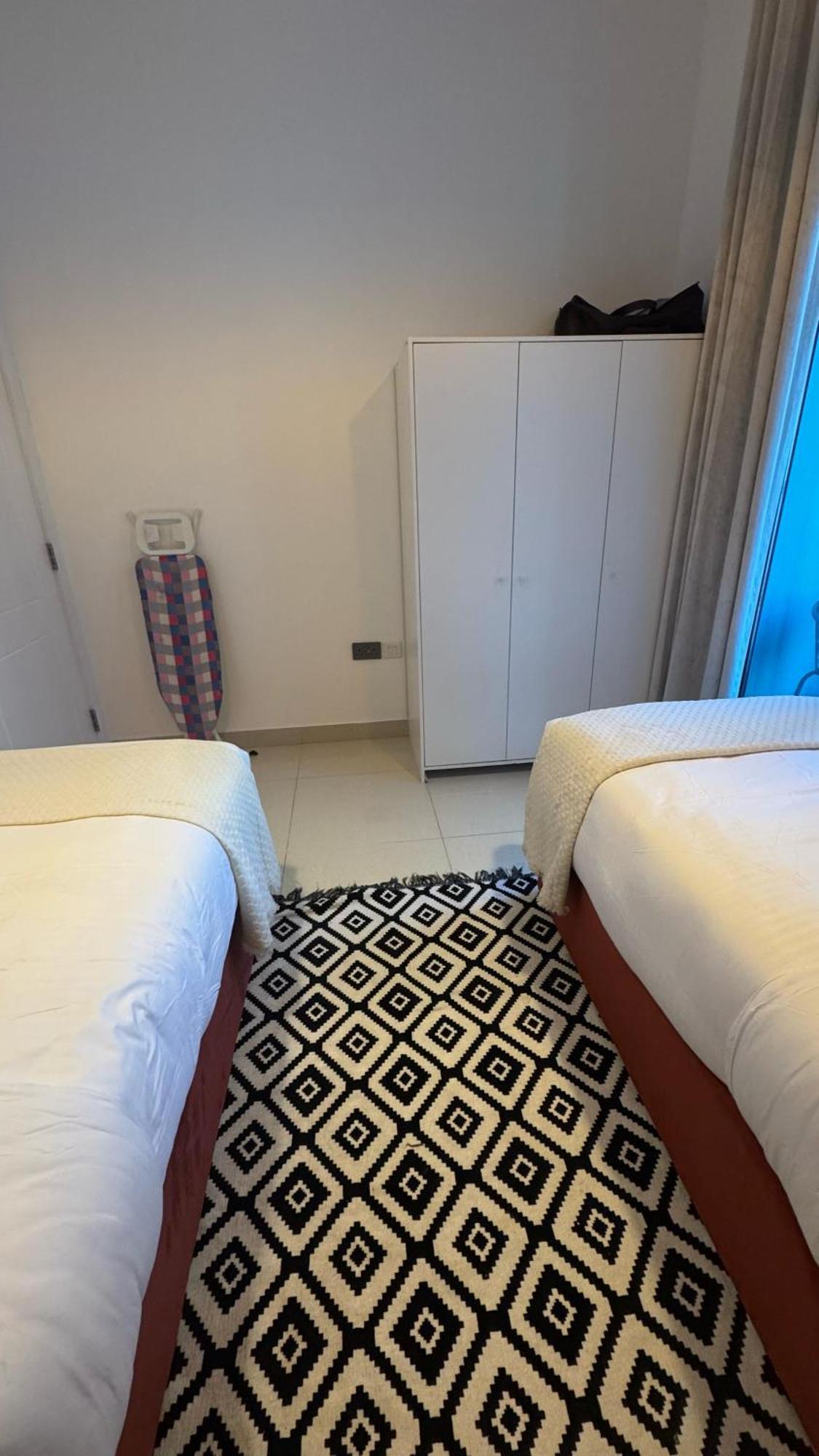 Modern Cozy Two Bedrooms In Very Attractive Location With Marina View Apartment *